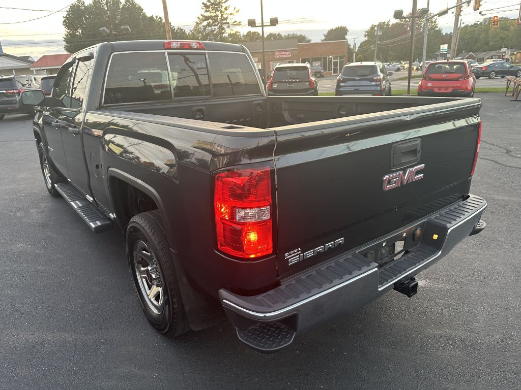 2017 GMC Sierra Image 4