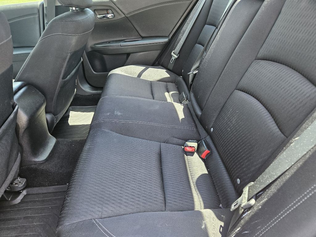 2015 Honda Accord Image 4