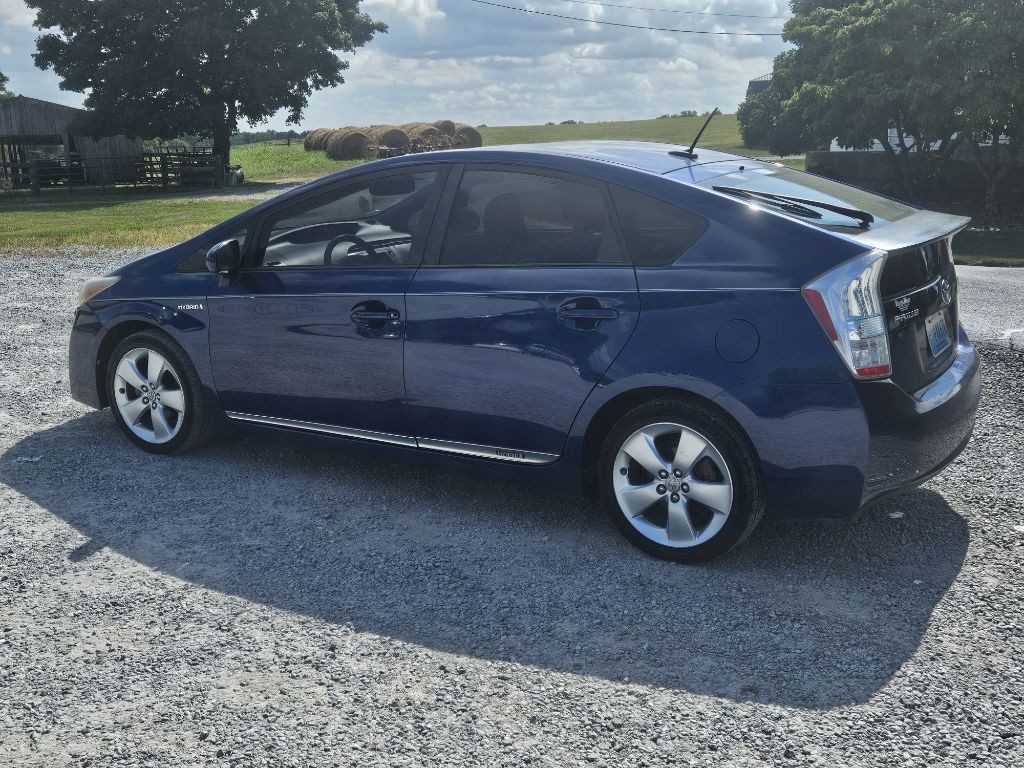 2011 Toyota Prius Image 1