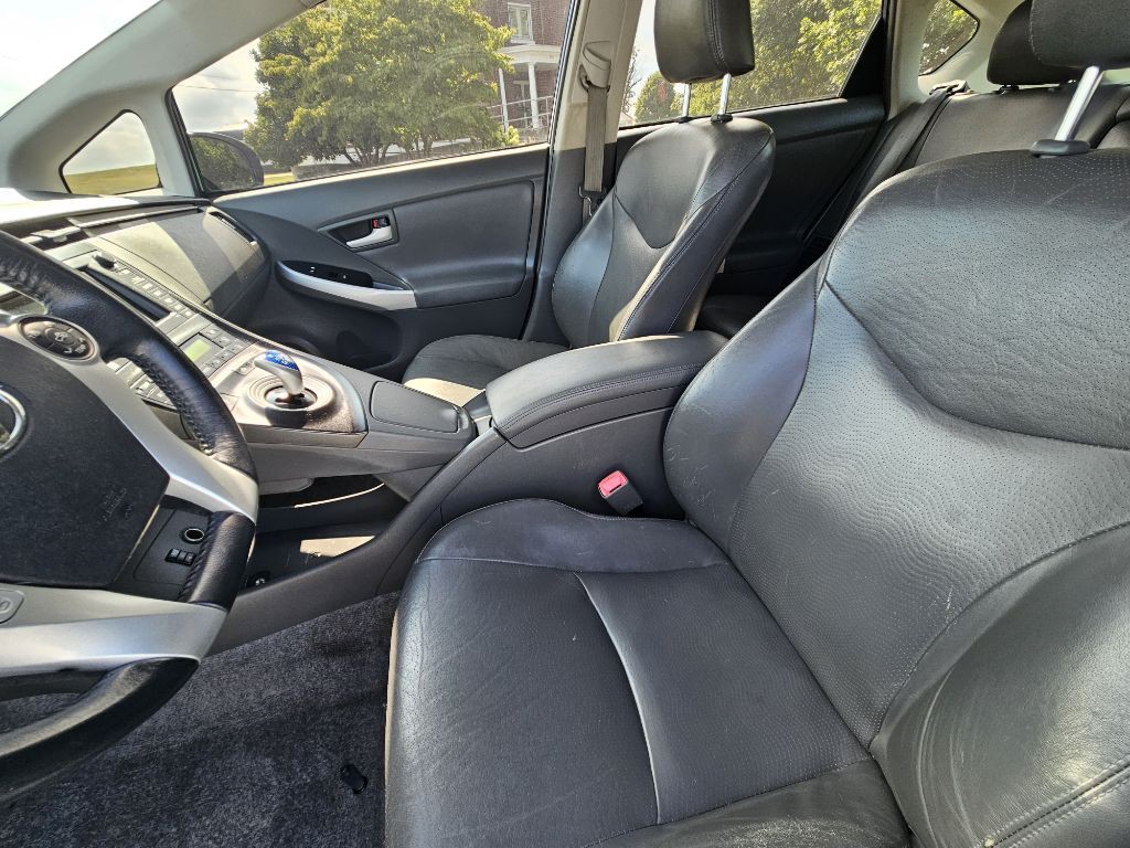 2011 Toyota Prius Image 6