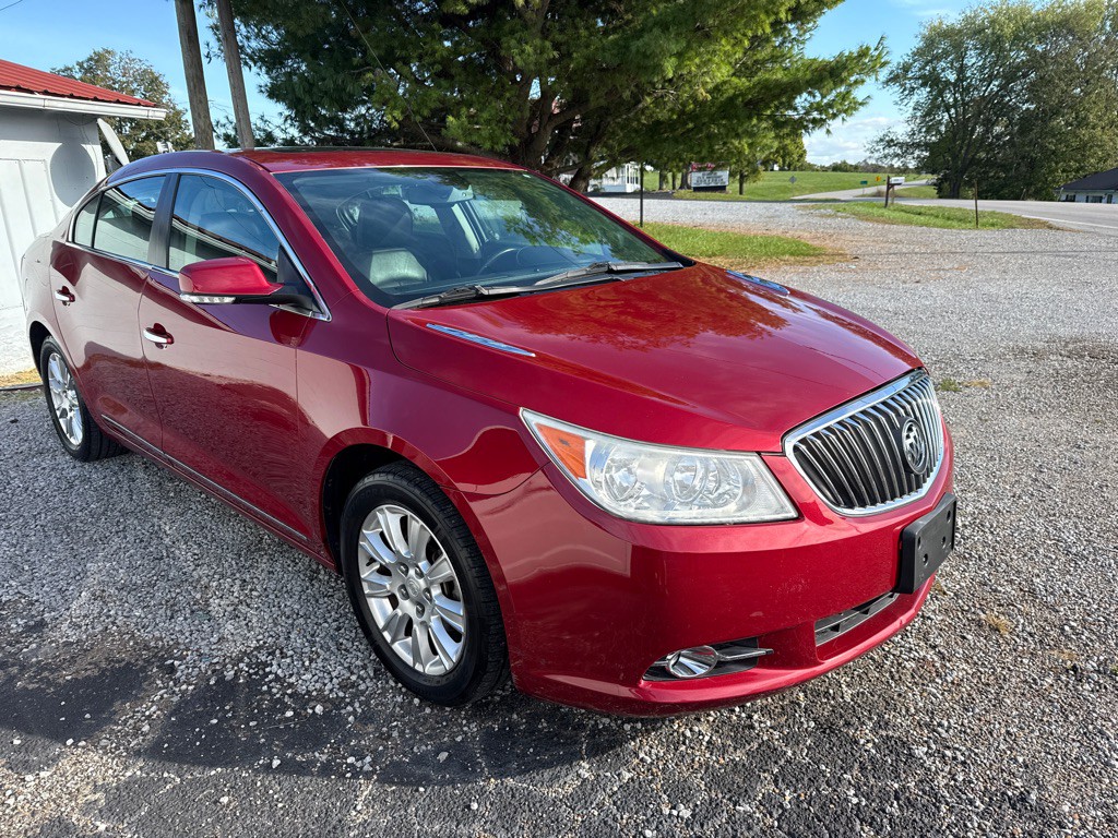 2013 Buick Lacrosse Image 1