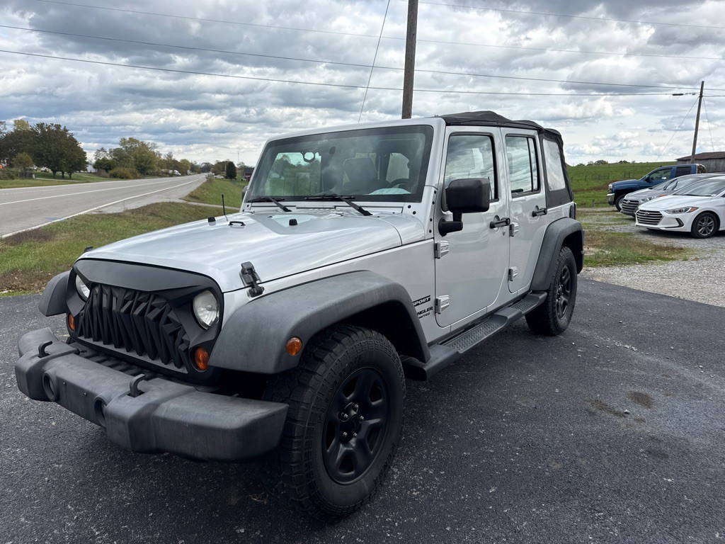 2010 Jeep Wrangler Unlimited Image 1