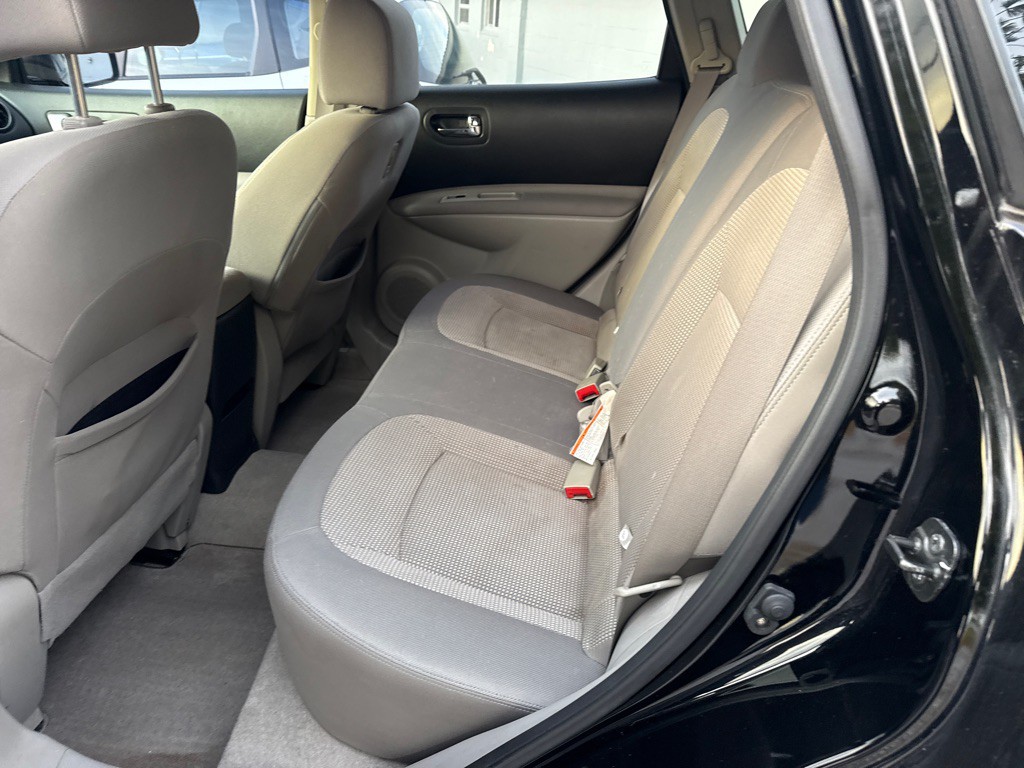 2013 Nissan Rogue Image 6