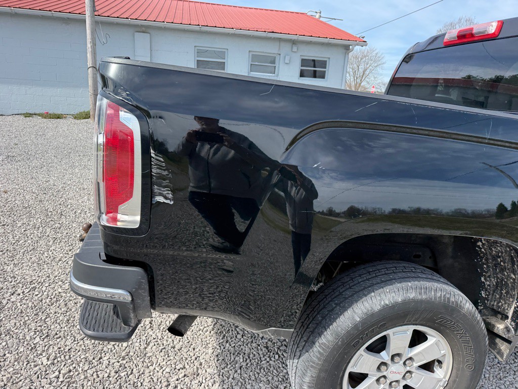 2017 GMC Canyon Image 4