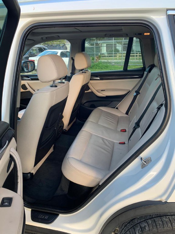 2011 BMW X3 Image 17