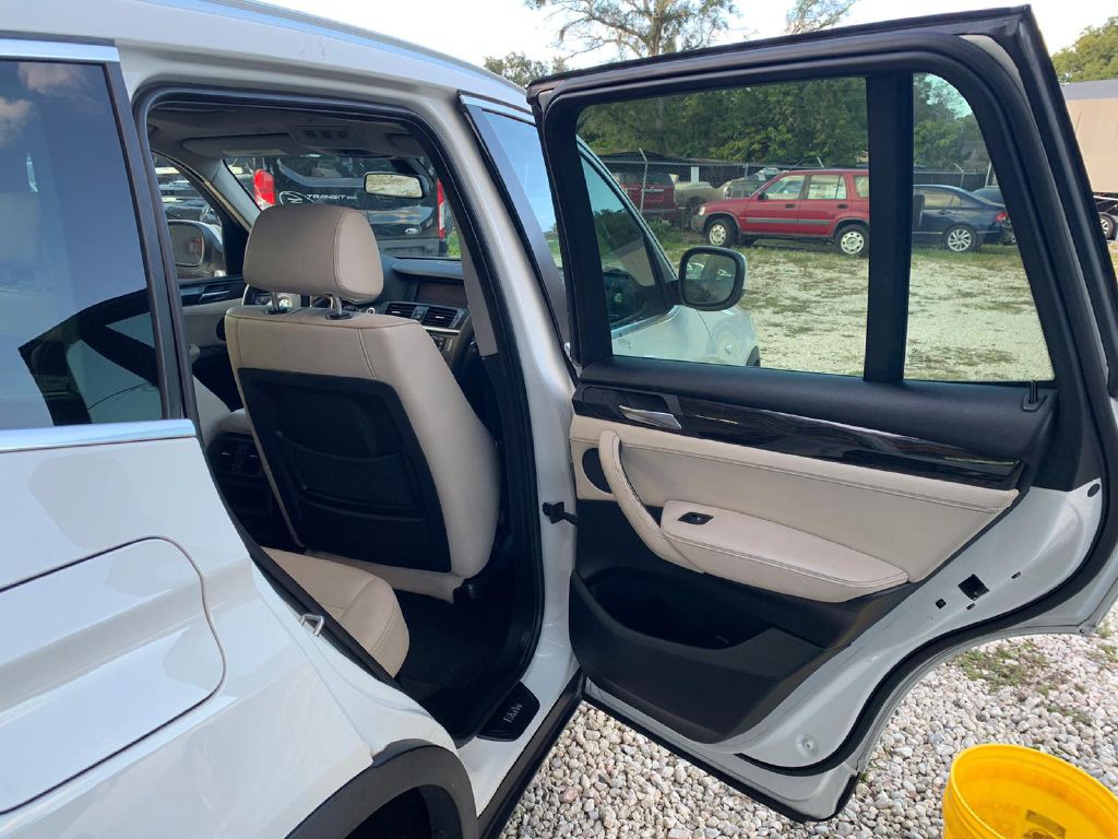 2011 BMW X3 Image 19