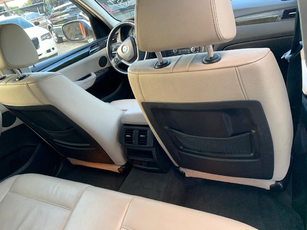 2011 BMW X3 Image 24