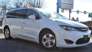 Image for 2017 Chrysler Pacifica Touring L Plus ID: 7083209