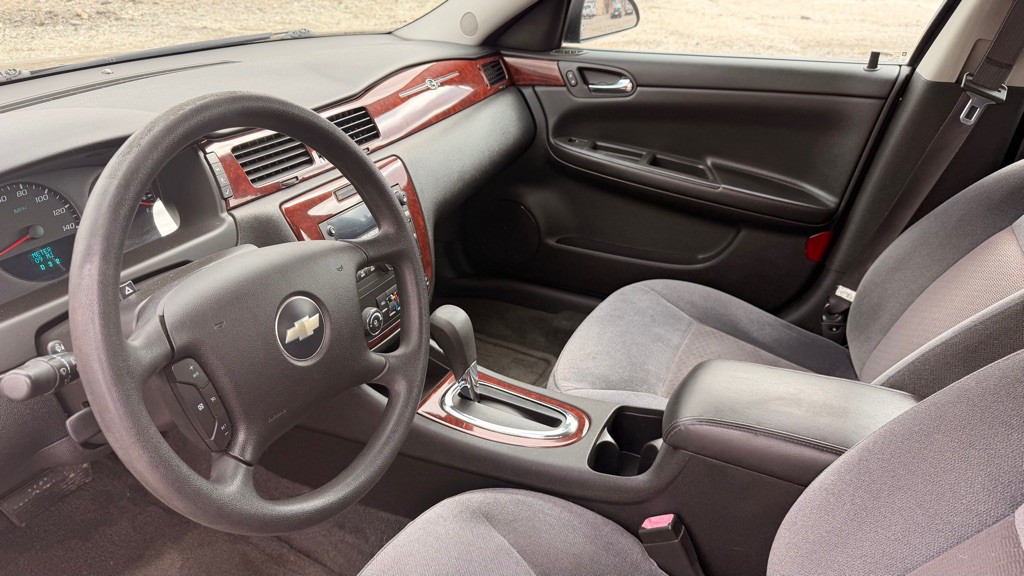 2009 Chevrolet Impala Image 9