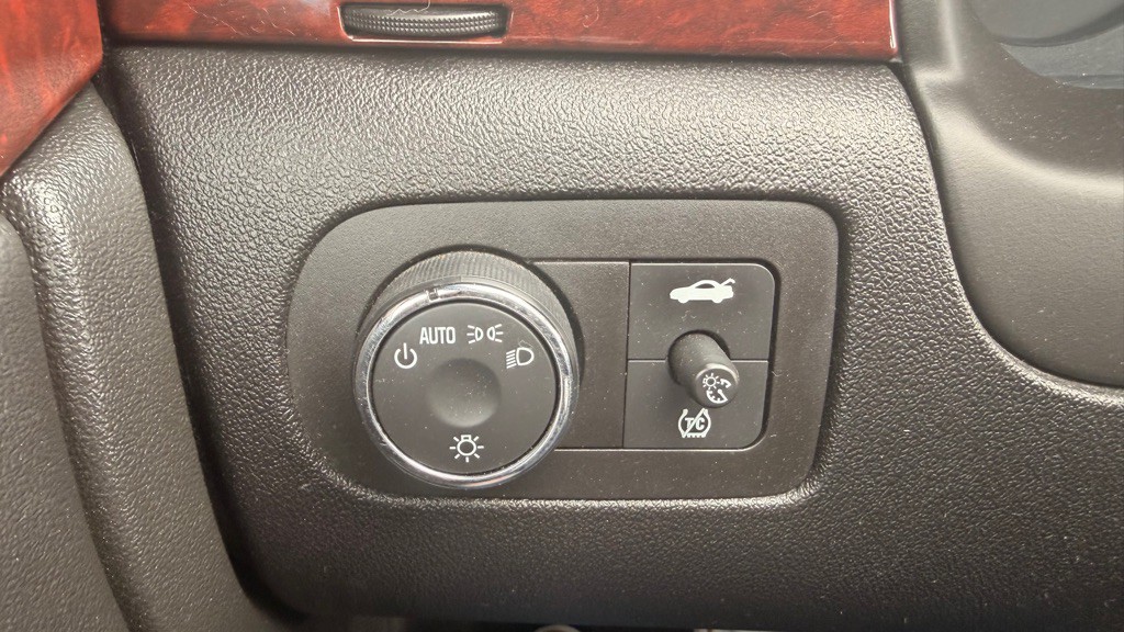 2009 Chevrolet Impala Image 15