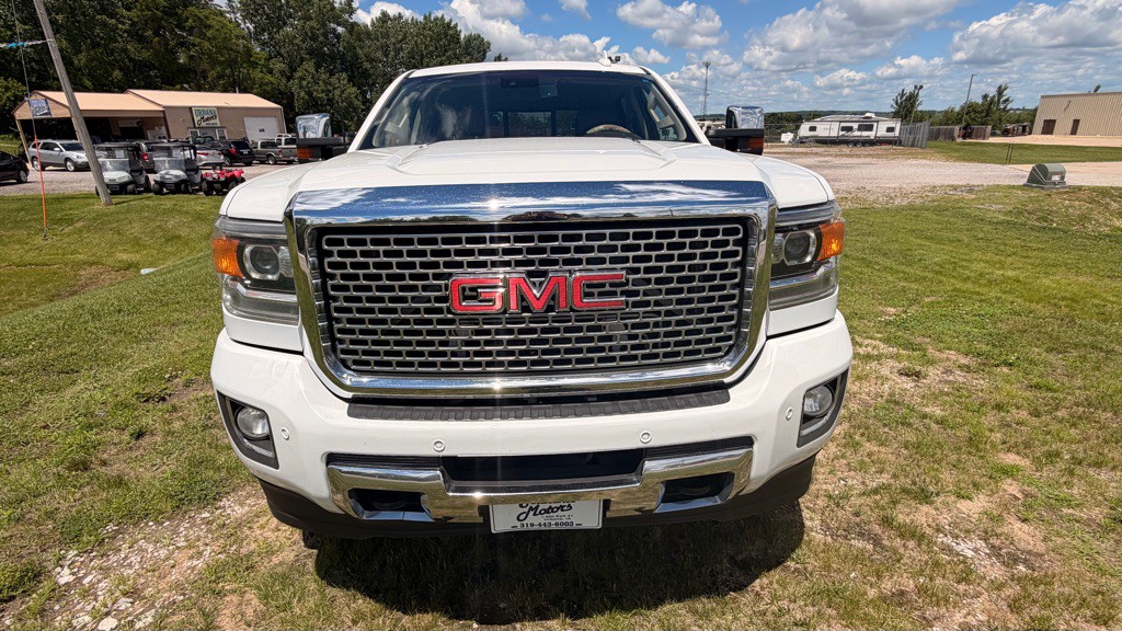 2015 GMC Sierra Image 8