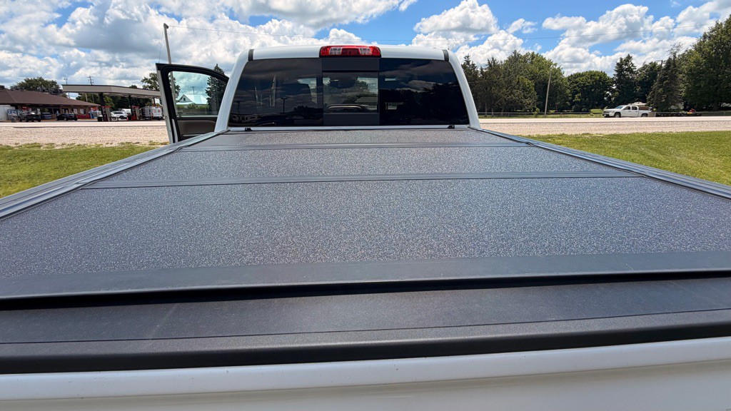 2015 GMC Sierra Image 12