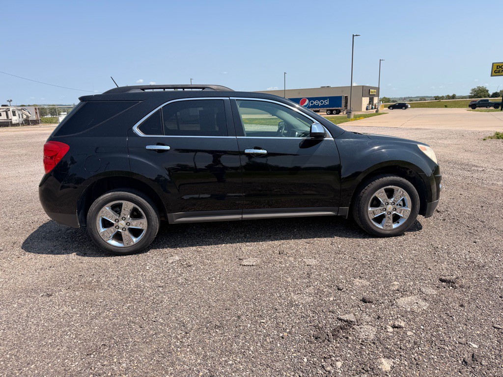 2013 Chevrolet Equinox Image 2