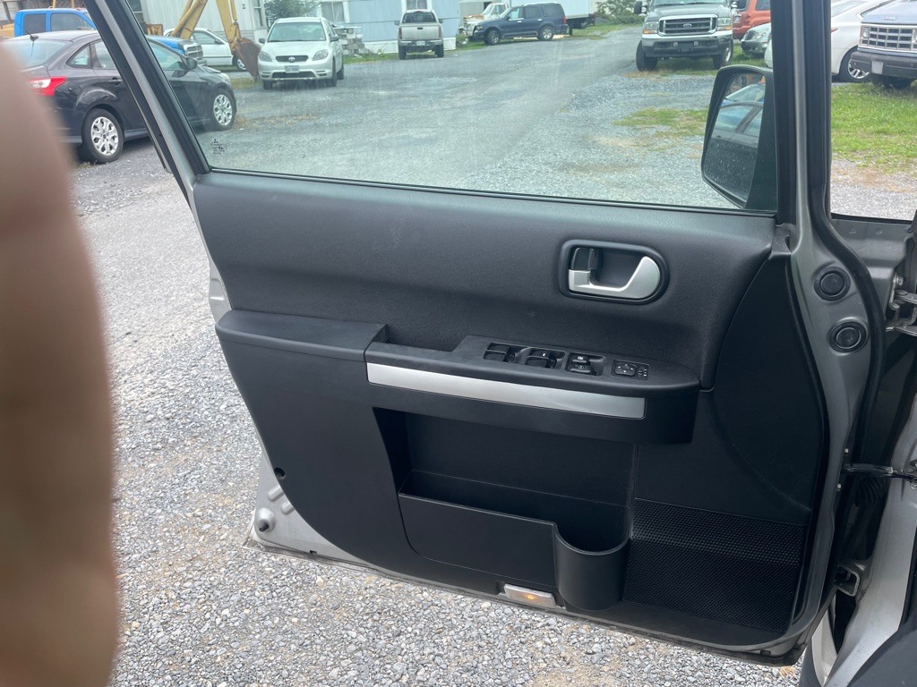 2008 Mitsubishi Endeavor Image 47