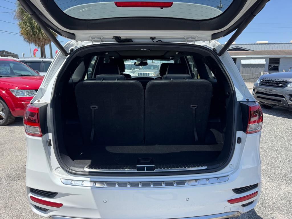 2016 Kia Sorento Image 13