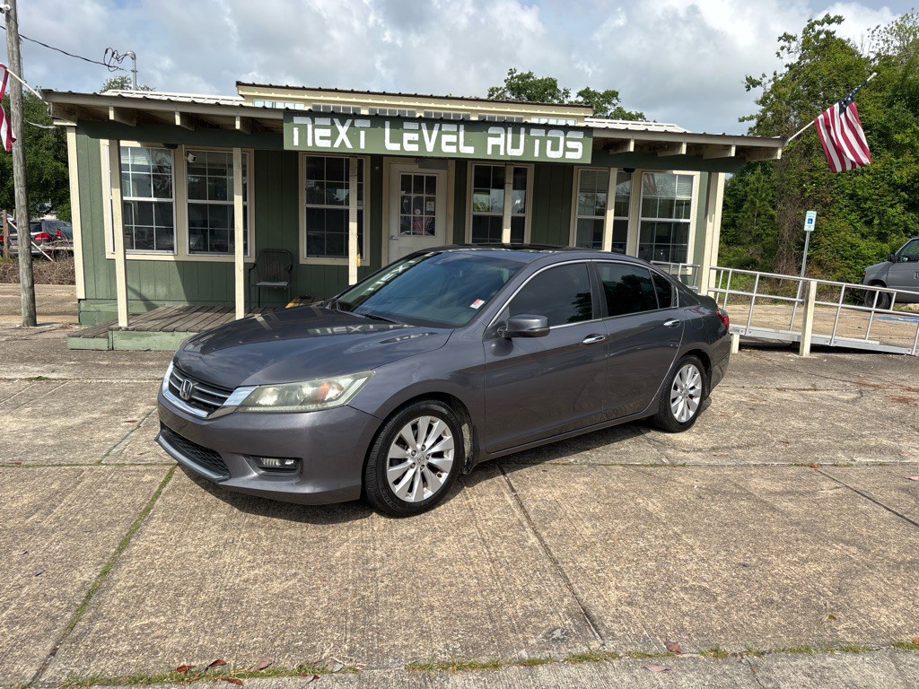 2015 Honda Accord Image 1