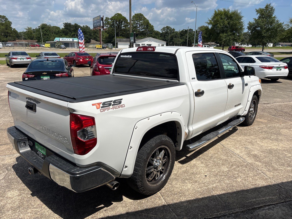 2016 Toyota Tundra Image 7