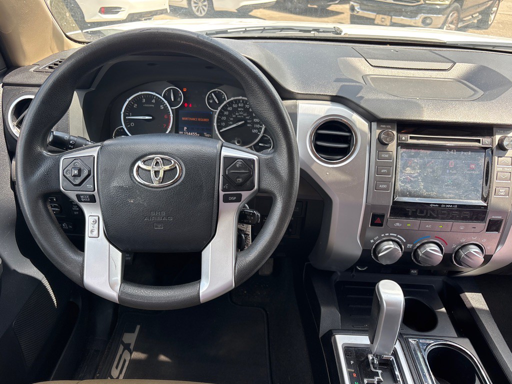2016 Toyota Tundra Image 12