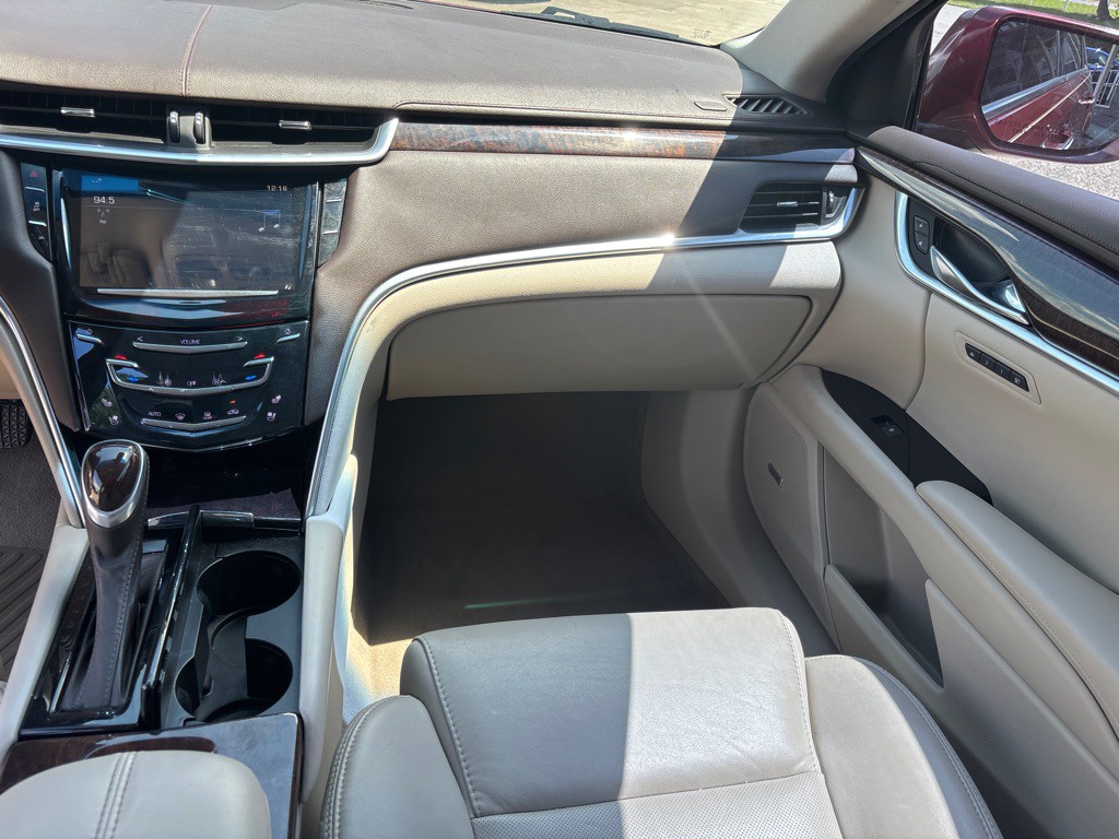 2016 Cadillac XTS Image 13