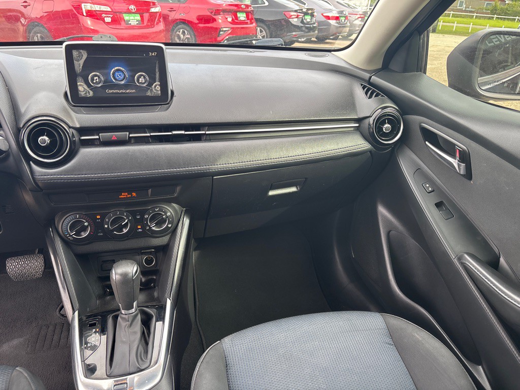 2016 Scion iA Image 16