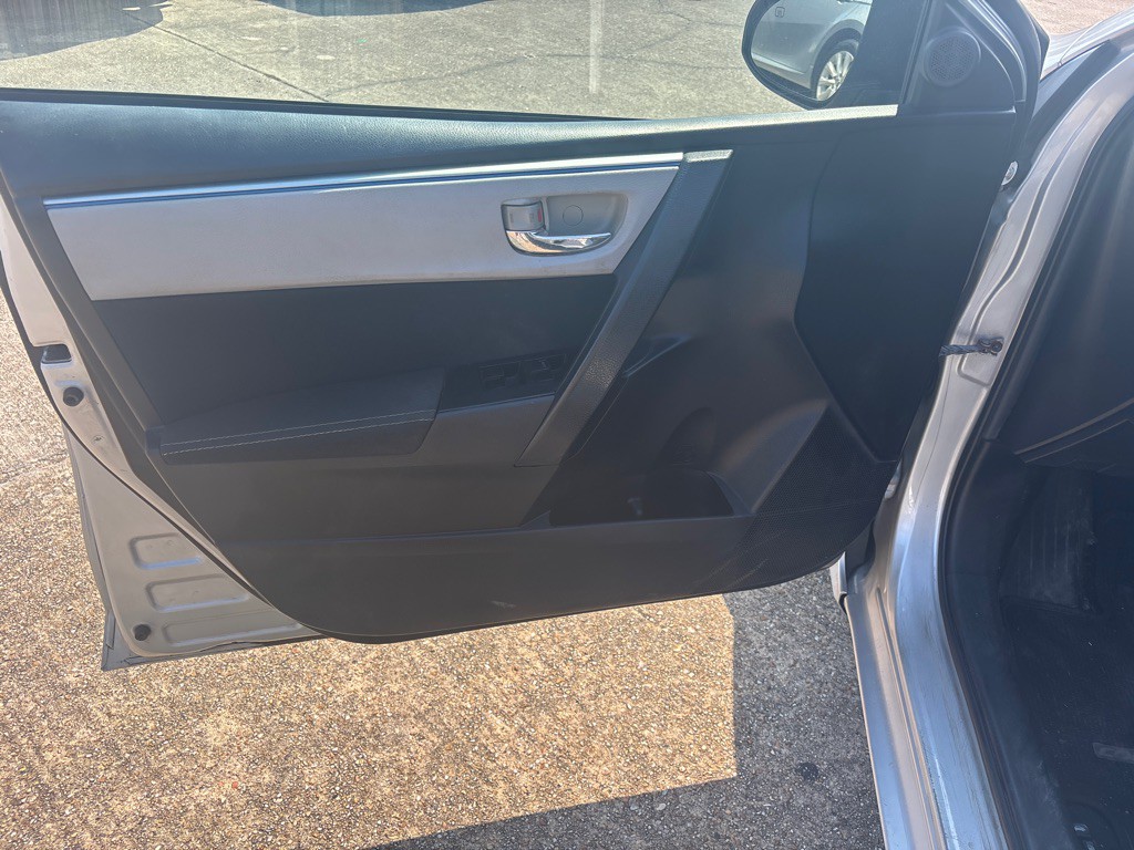2014 Toyota Corolla Image 10