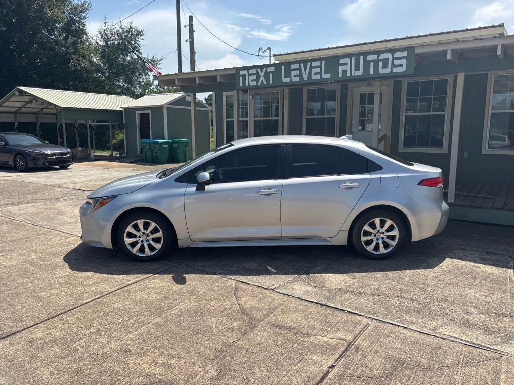2021 Toyota Corolla Image 2
