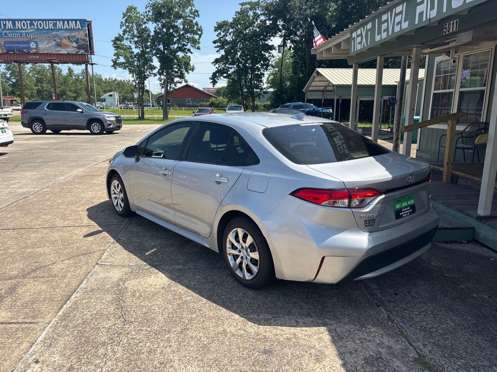 2021 Toyota Corolla Image 3