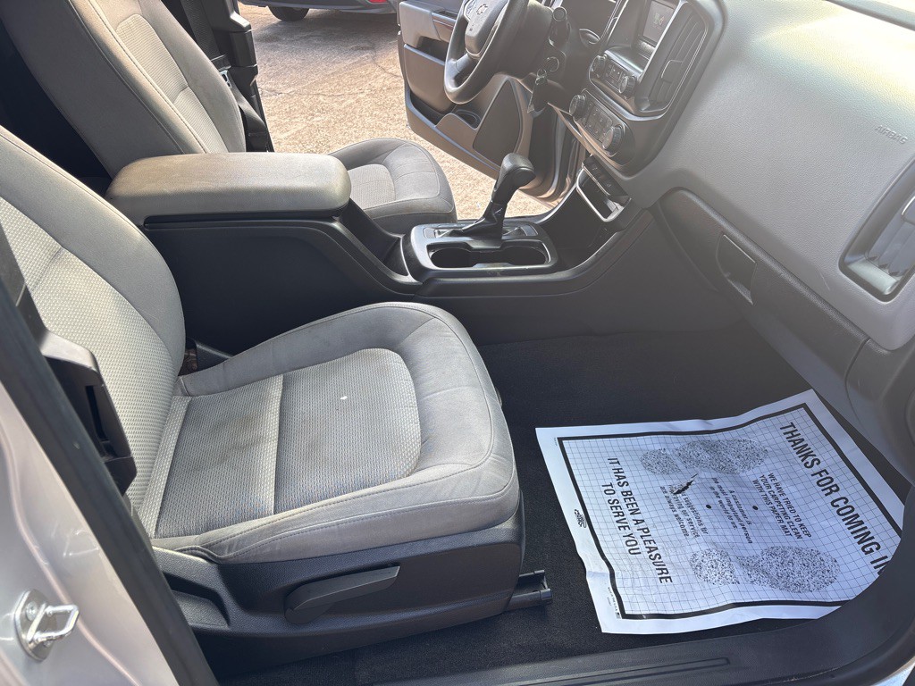 2015 Chevrolet Colorado Image 17