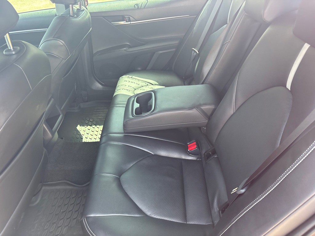 2021 Toyota Camry Image 19