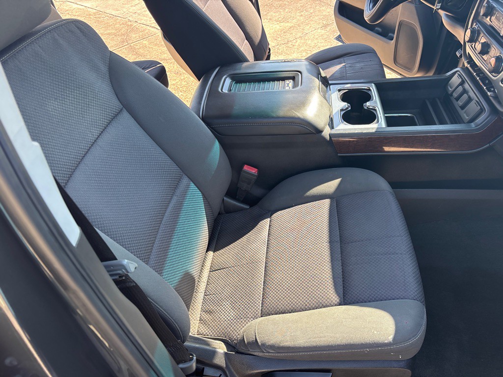 2018 GMC Sierra Image 17