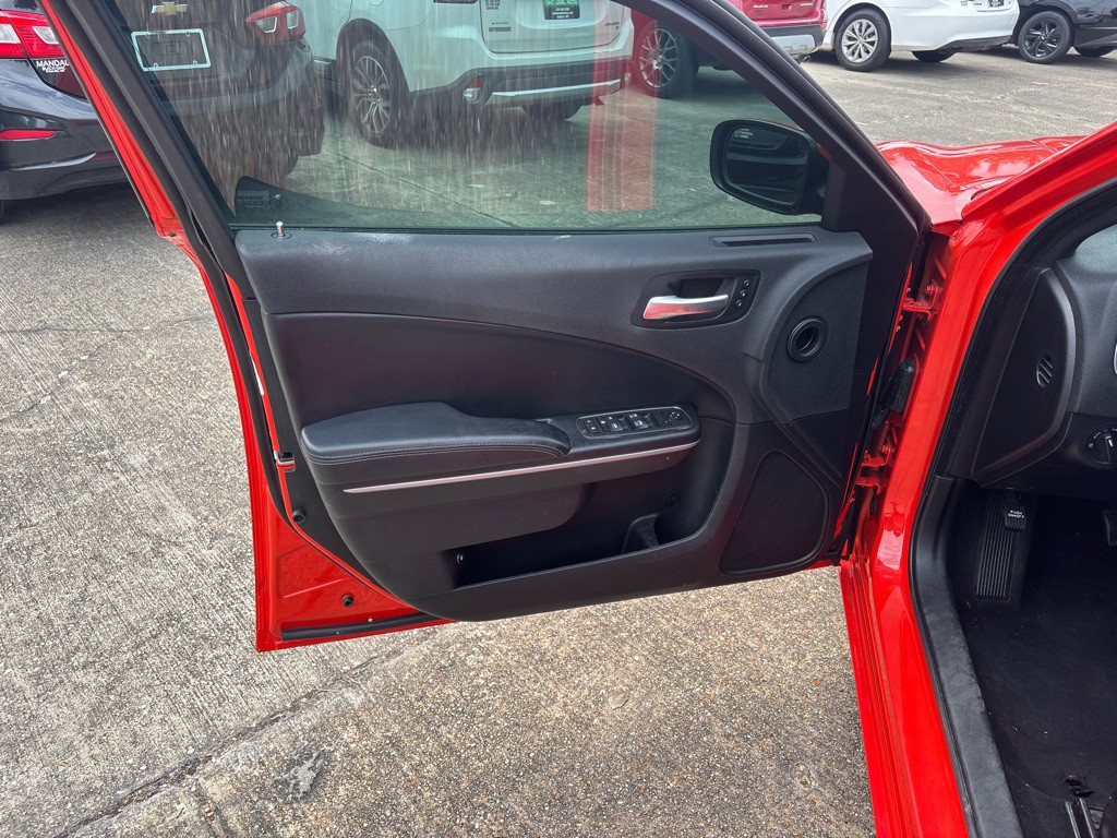2019 Dodge Charger Image 10