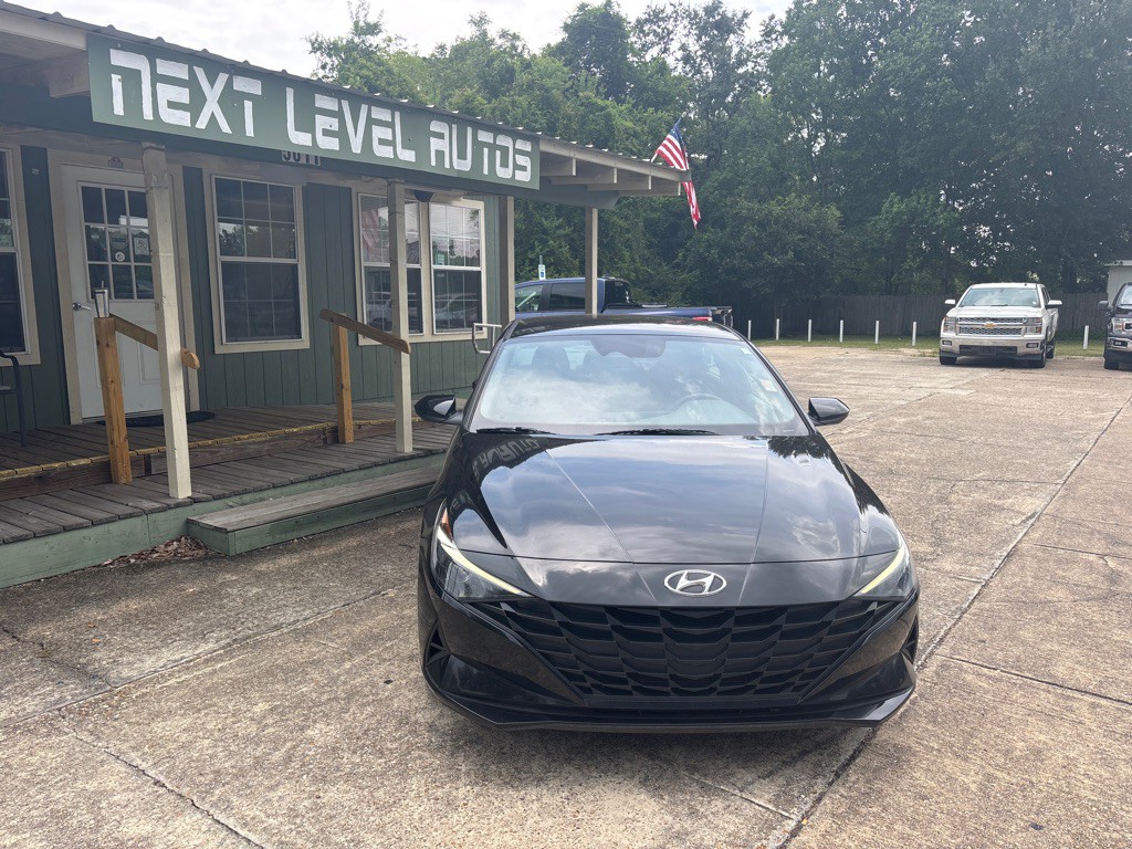 2023 Hyundai Elantra Image 4