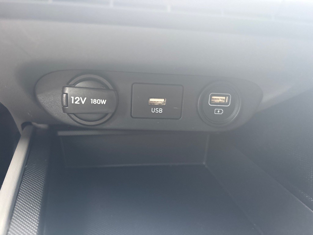 2023 Hyundai Elantra Image 14