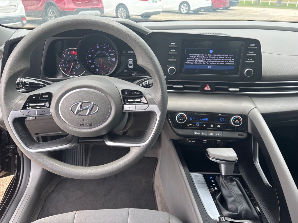 2023 Hyundai Elantra Image 15