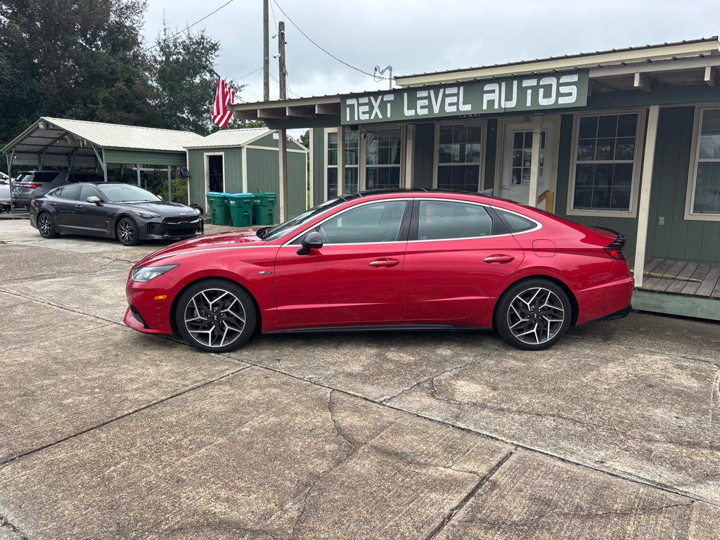 2021 Hyundai Sonata Image 2