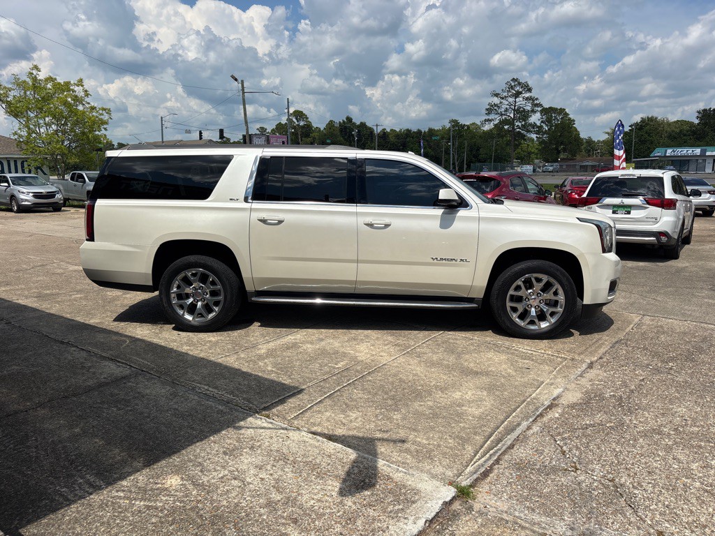 2015 GMC Yukon Image 6