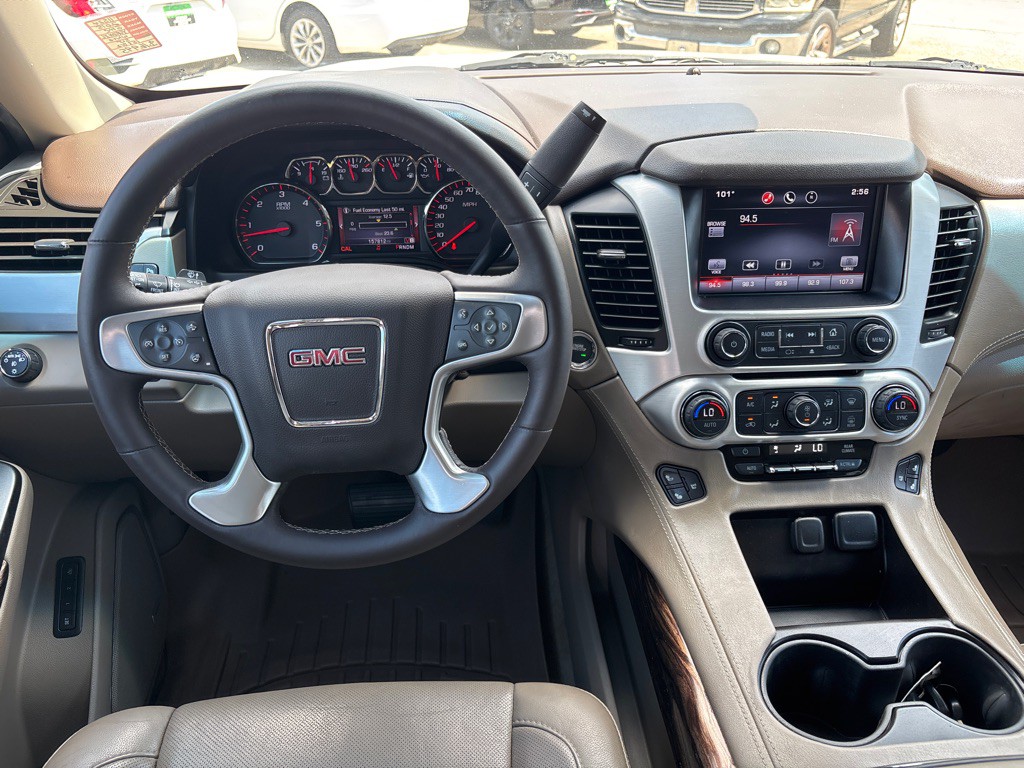 2015 GMC Yukon Image 17