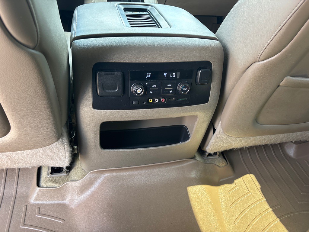 2015 GMC Yukon Image 19