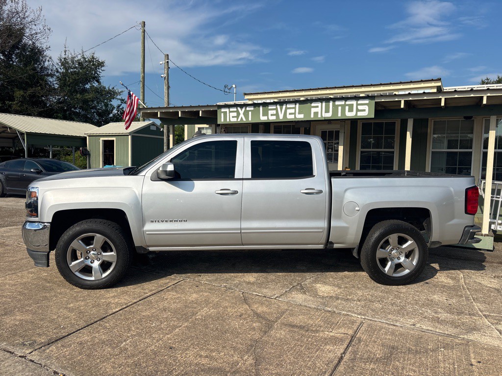 2017 Chevrolet Silverado 1500 Image 2