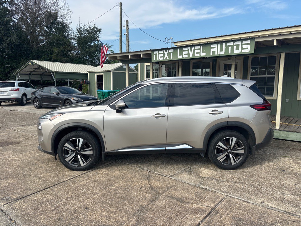 2021 Nissan Rogue Image 2
