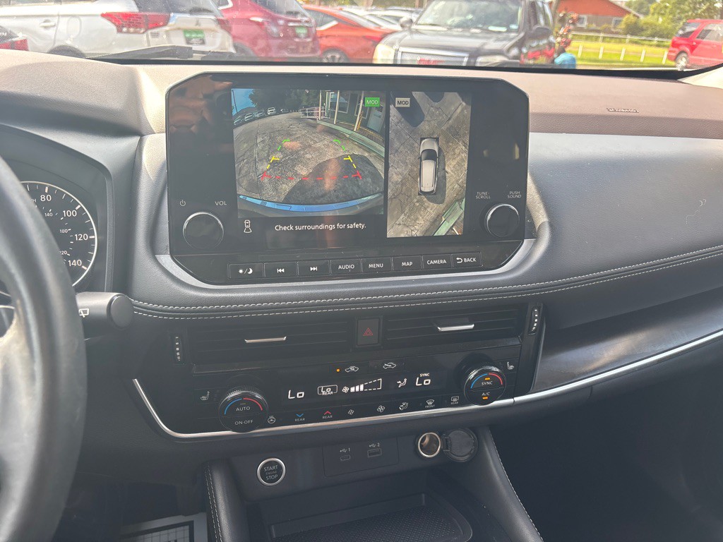 2021 Nissan Rogue Image 13