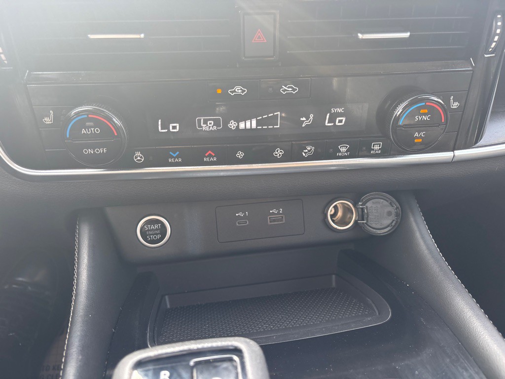 2021 Nissan Rogue Image 14