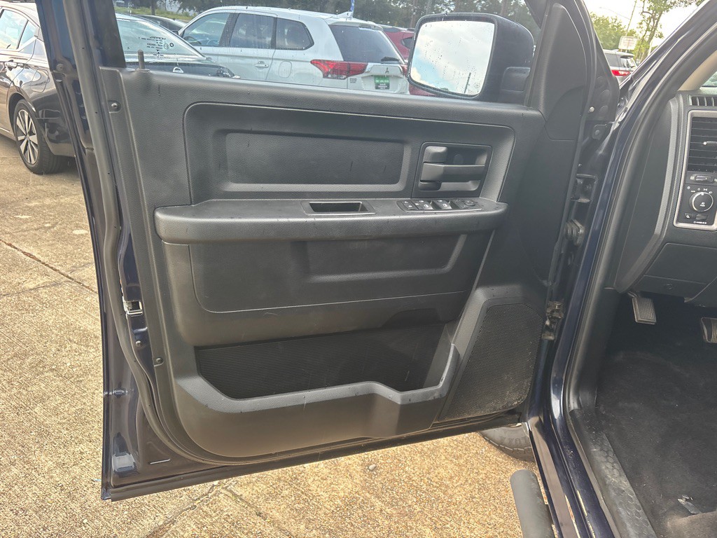 2014 RAM 1500 Image 11