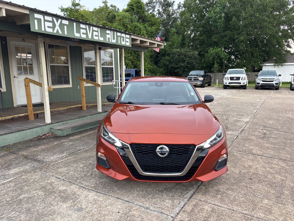 2021 Nissan Altima Image 4
