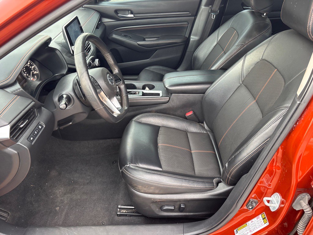 2021 Nissan Altima Image 11