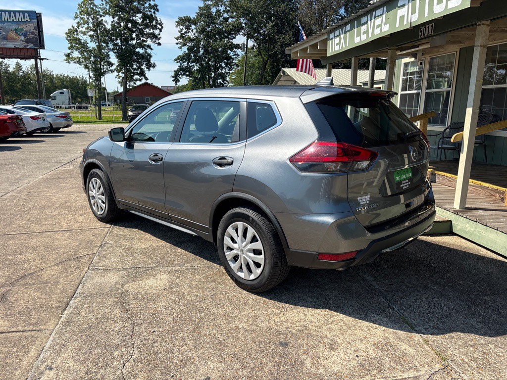 2019 Nissan Rogue Image 3