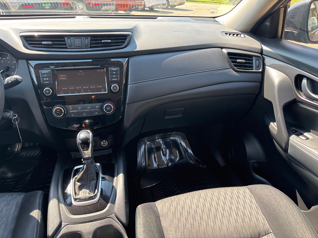 2019 Nissan Rogue Image 17