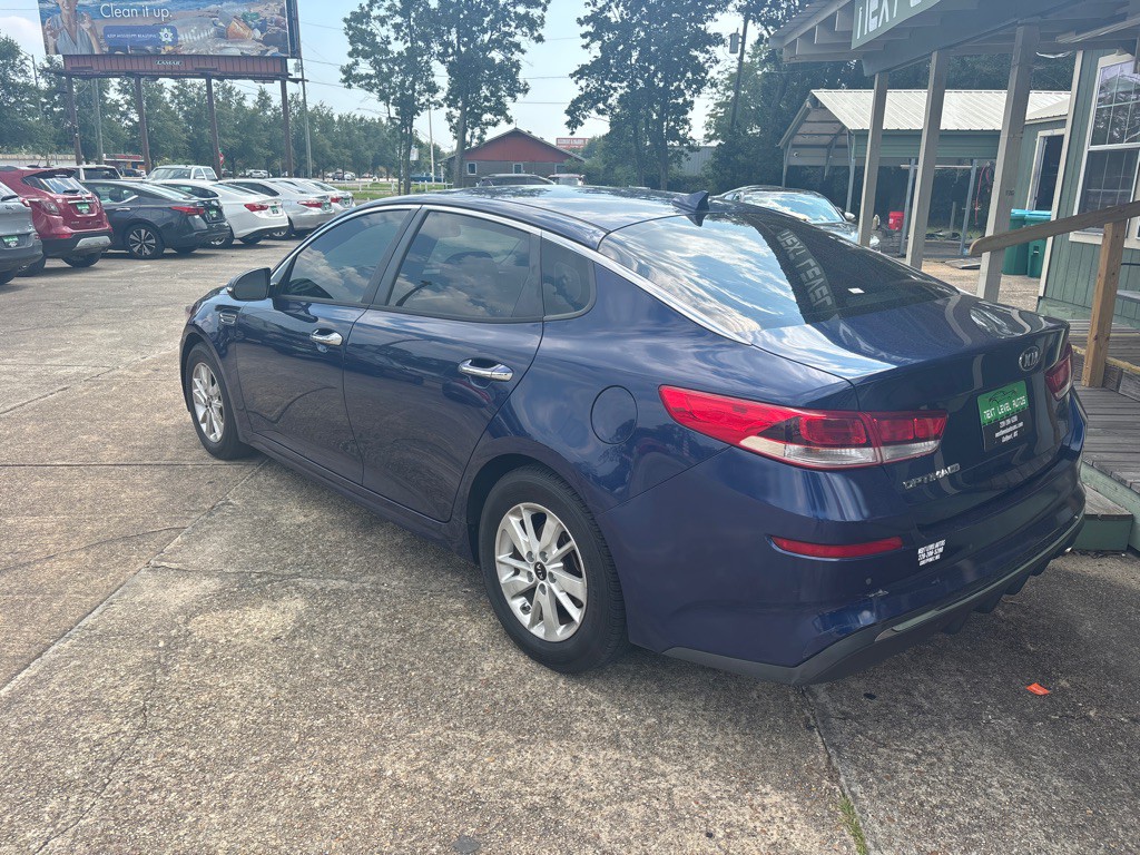 2019 Kia Optima Image 3
