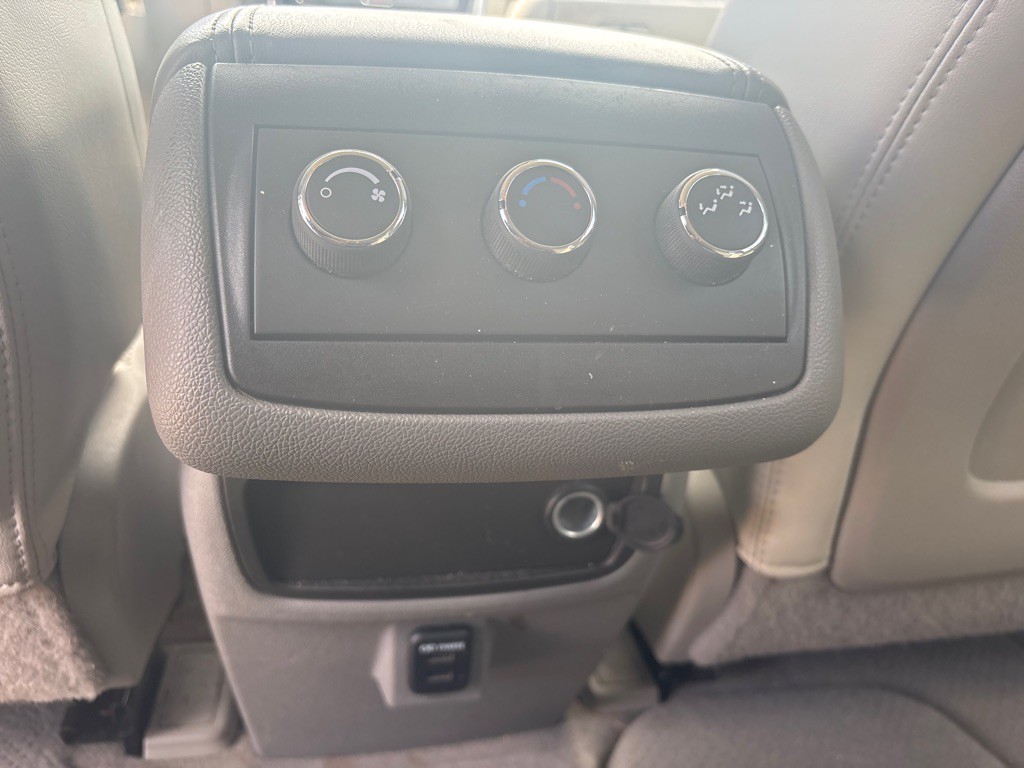 2015 Buick Enclave Image 23