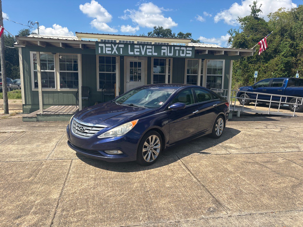 2012 Hyundai Sonata Image 1